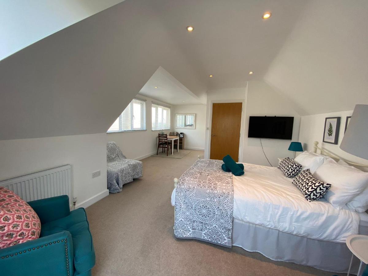Bed and Breakfast Tranquil Loft à Holt  Extérieur photo